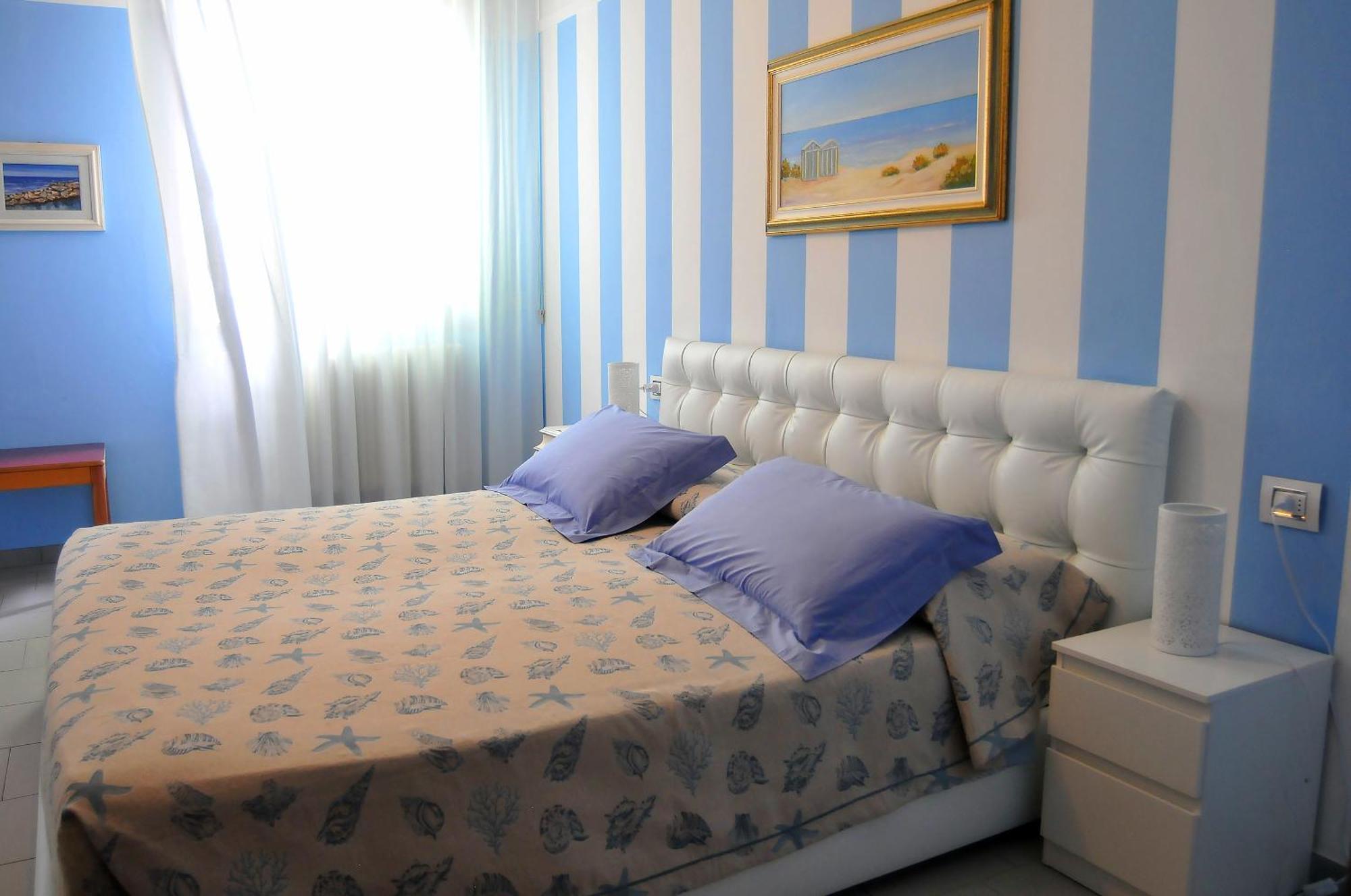 Stella - Casa Per Ferie Hotell Bellaria-Igea Marina Exteriör bild